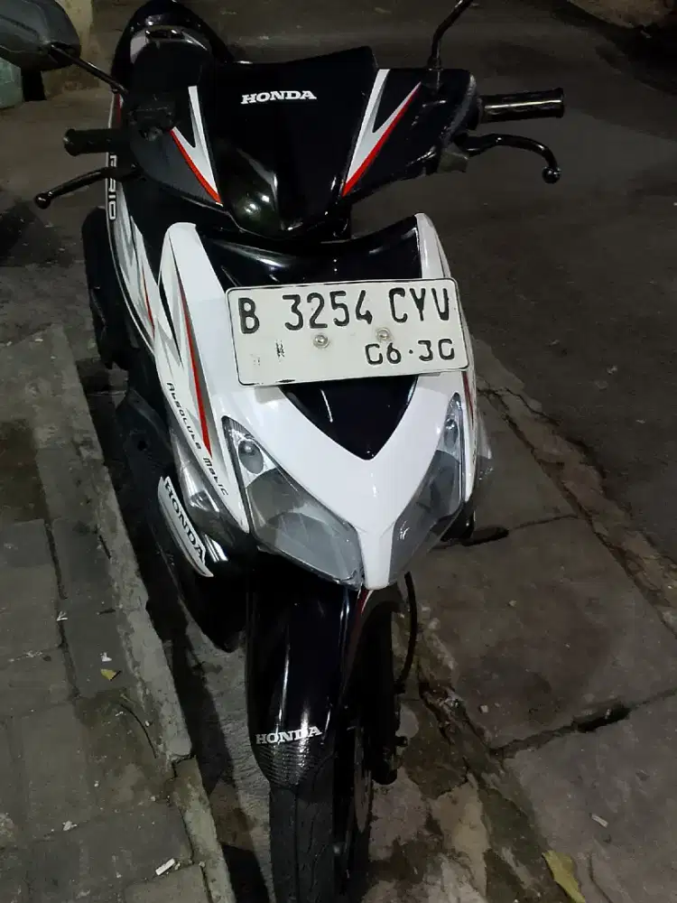 Vario karbu tahun 2008