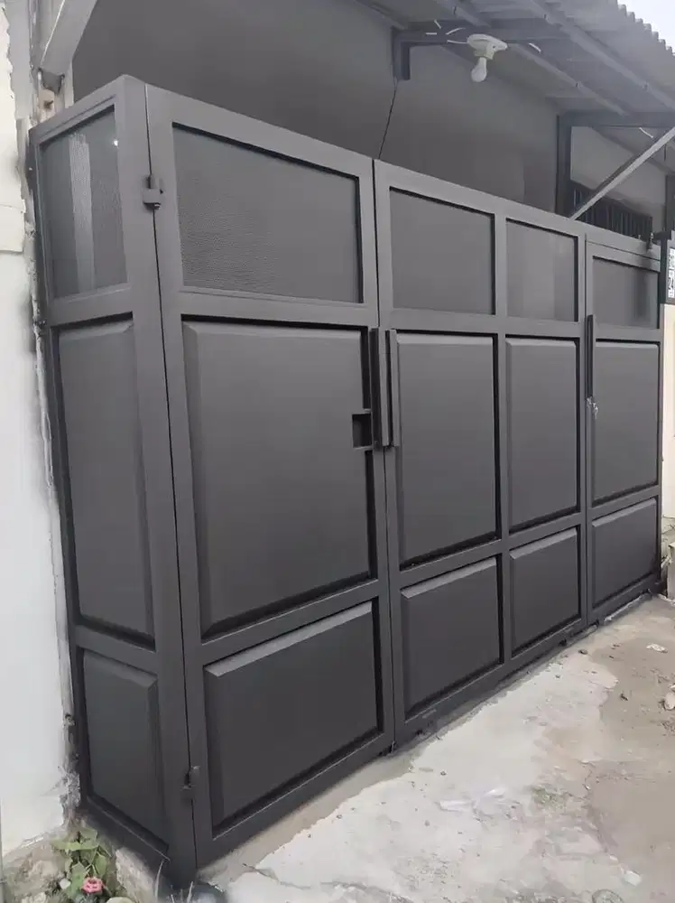 Pagar plat bending hitam estetik