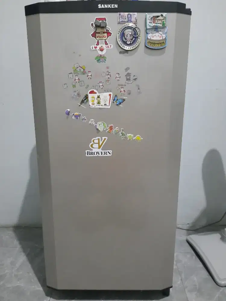 Kulkas Sanken Second