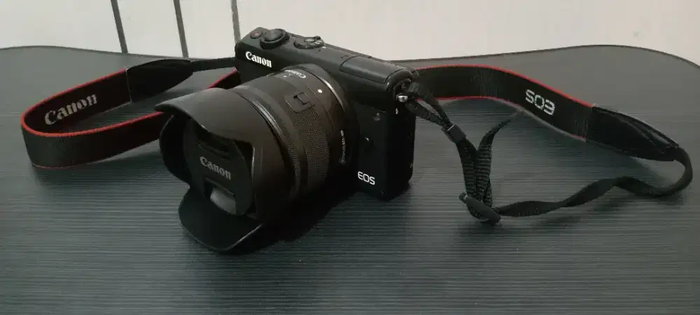 Kamera Canon EOS M100 + Aksesoris, Semarang