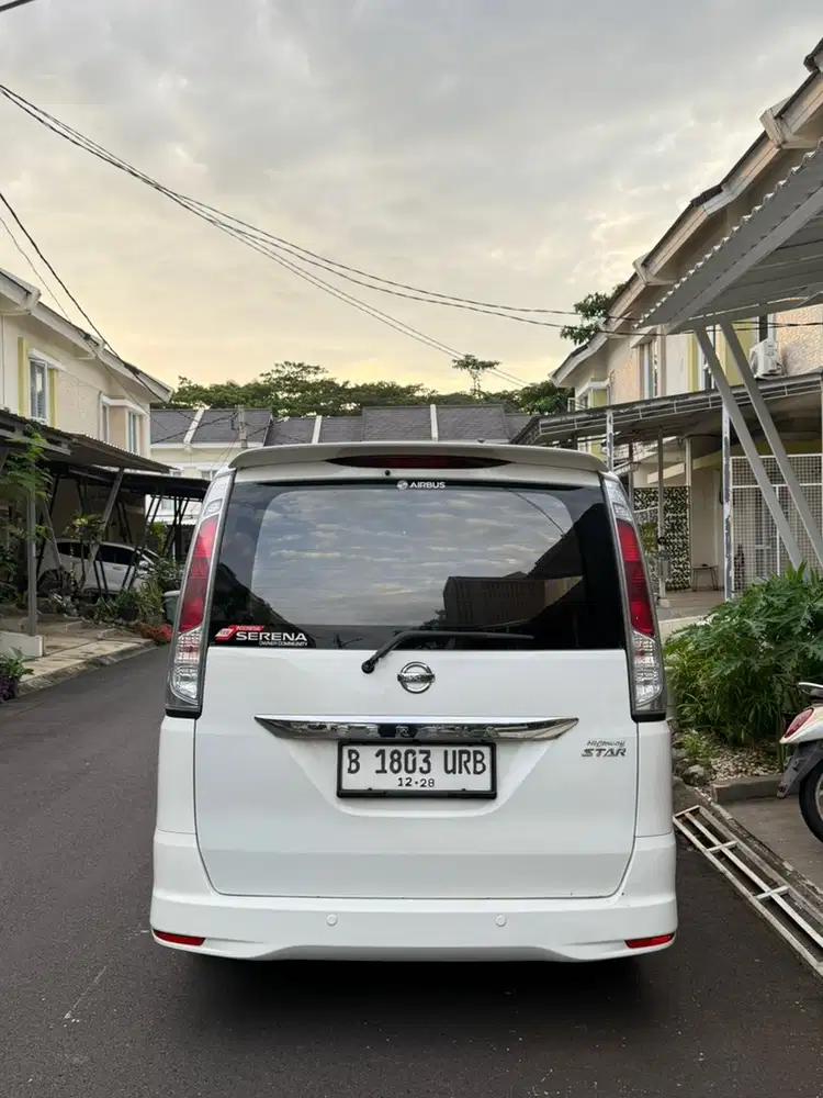 Nissan Serena 2013 Bensin