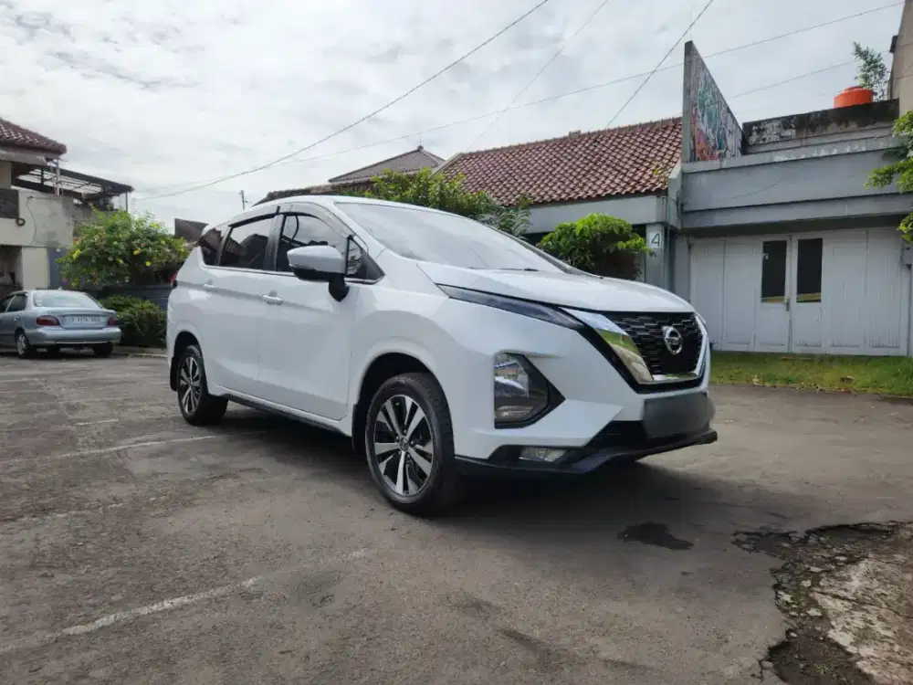 Nissan New Livina VE Automatic Tahun 2021