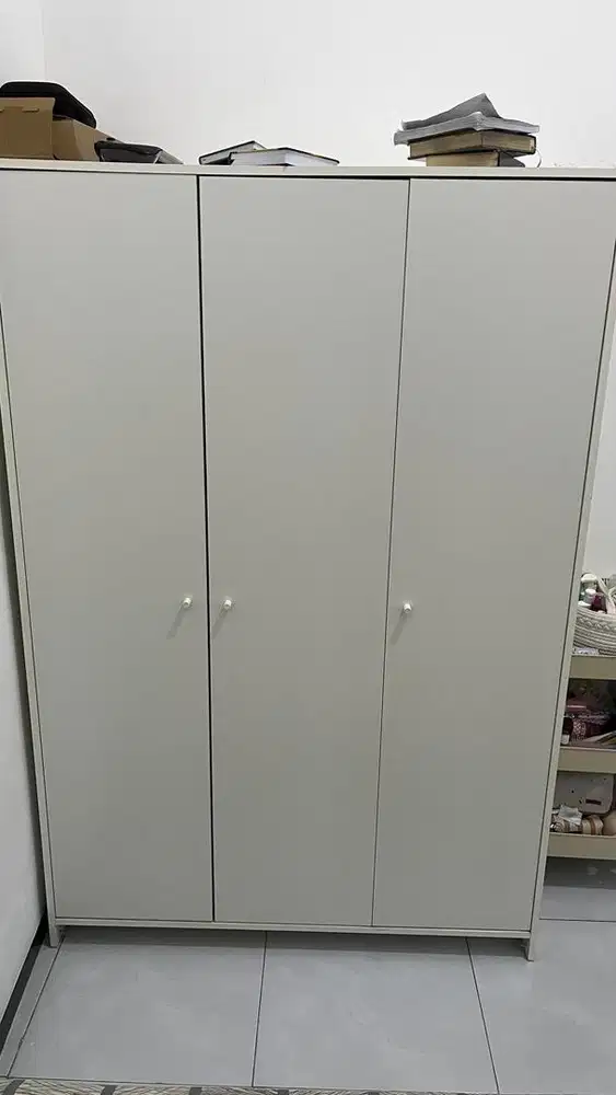 Dijual Lemari IKEA 3 Pintu (Second)