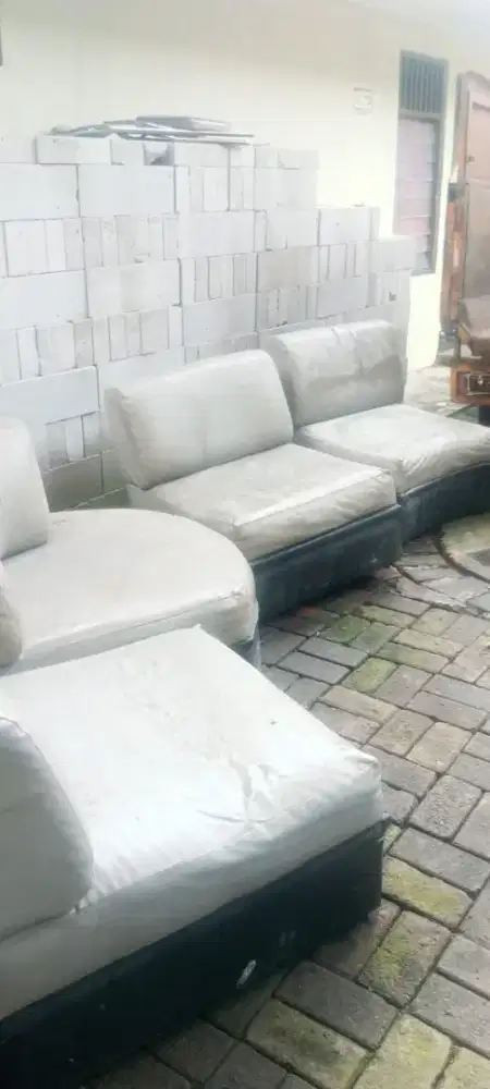 Sofa ruang tamu model L