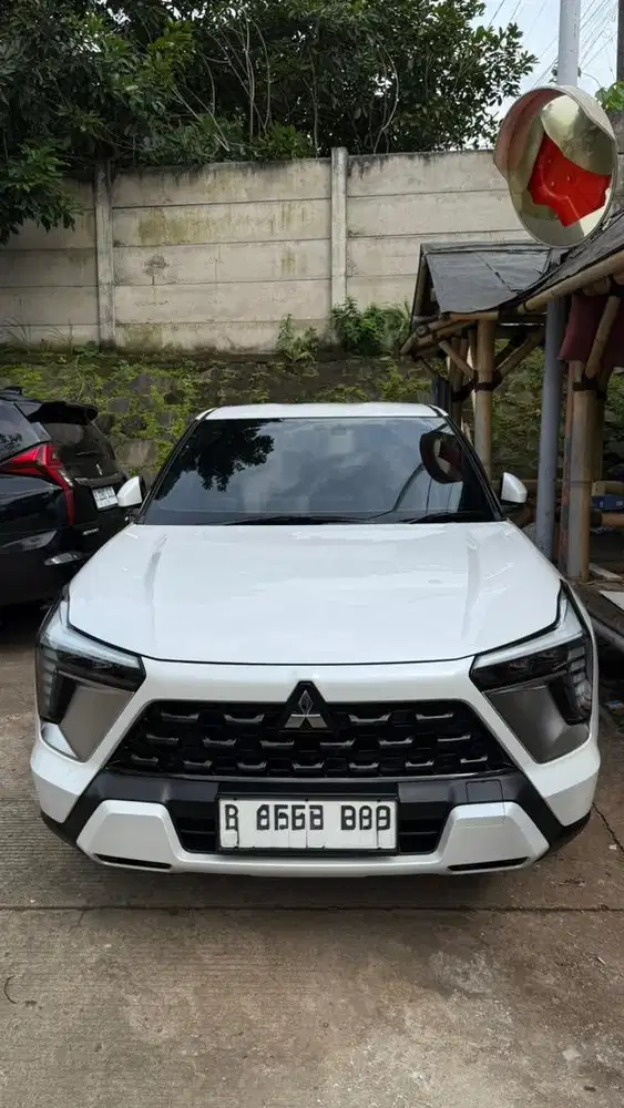 Mitsubishi XForce White Pearl 2023