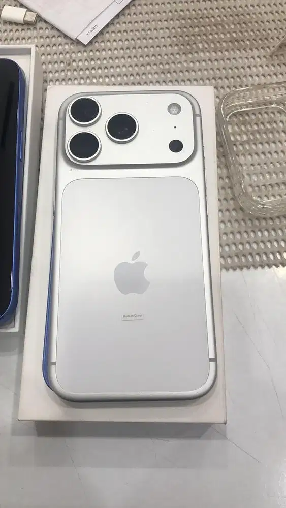 iphone 17 pro 256gb ibox seminggu pakai set original