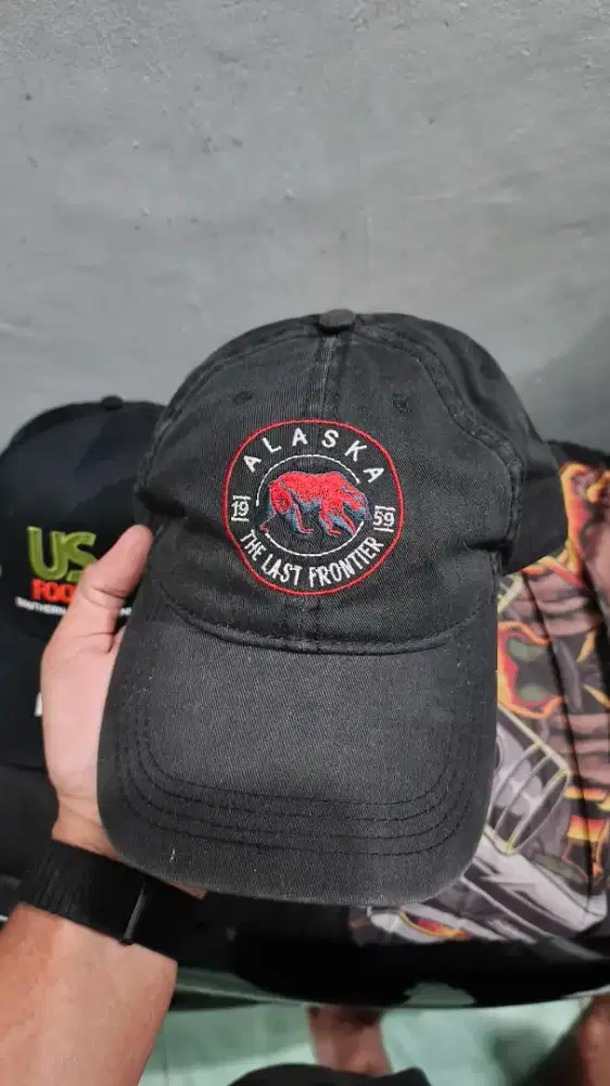 Topi Pria Outdoor Mountain Alaska Hitam