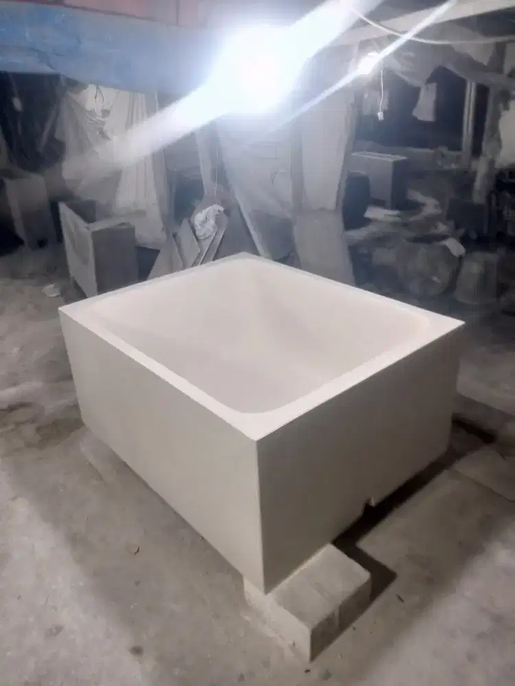 Bathtub terrazzo kotak