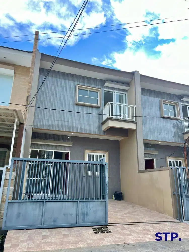 Rumah baru minimalis di Mulyosari Utara semi furnished