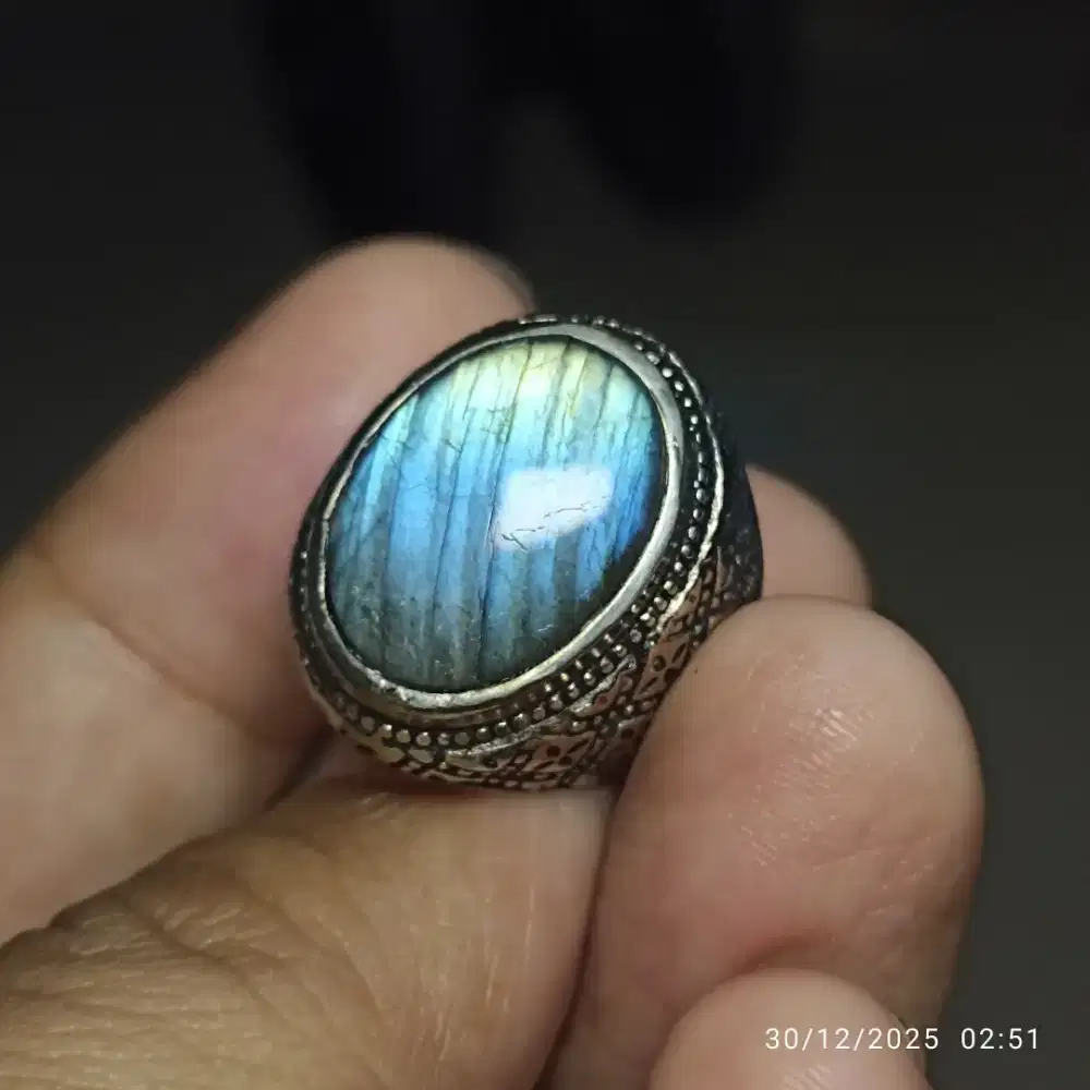 Cincin labradorite klep motif garis size kantoran