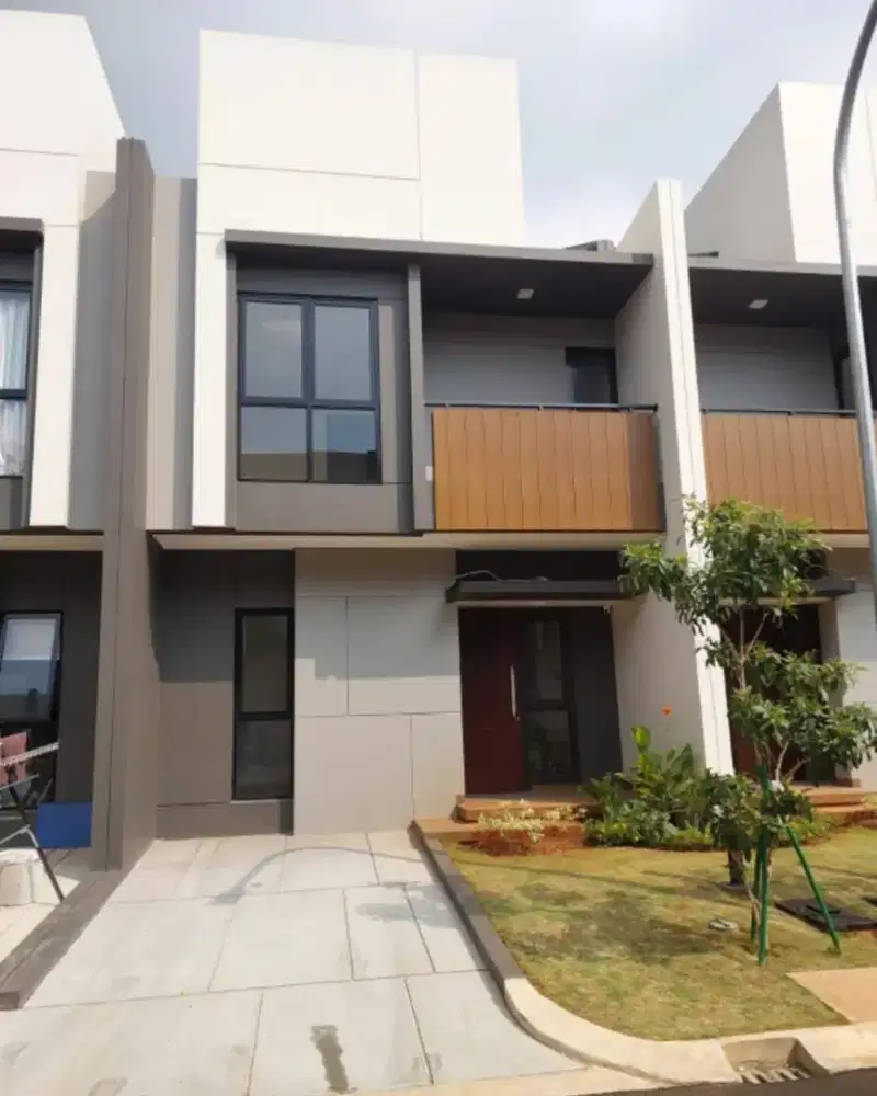 Jual Rumah Baru Siap Huni Di Cluster Regia, Summarecon Crown Gading