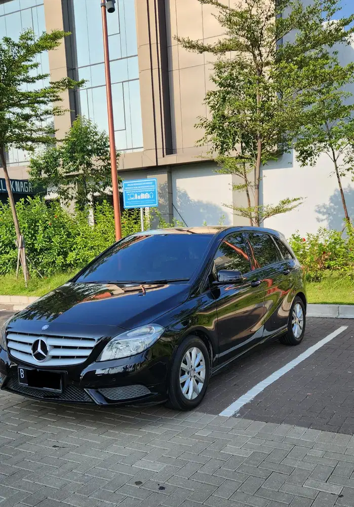 Mercedes-Benz B200 2013 Bensin