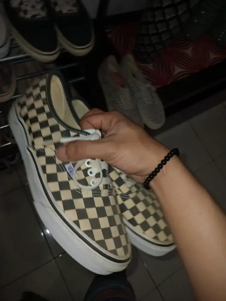 Vans authentic original size 44