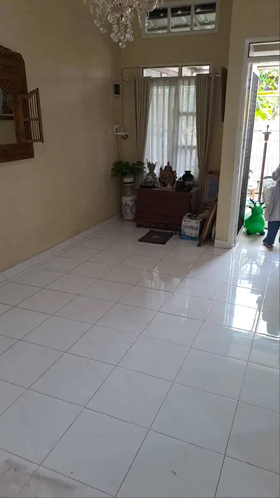 Komplek Rumah model semi minimalis dan klasik