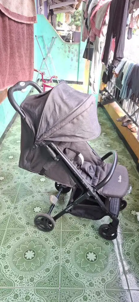Stroller Bayi Cocolatte Iconic/Dorongan Bayi