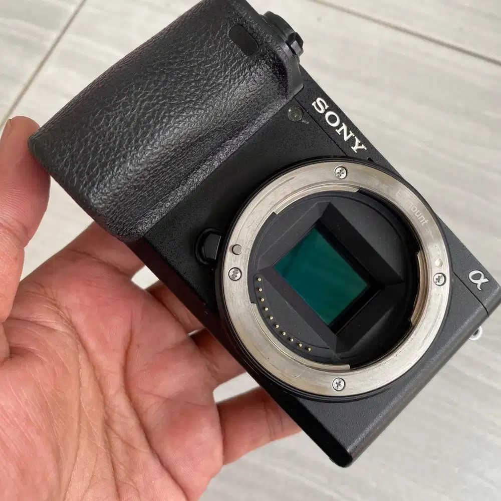 Kamera mirrorless sony a6500 body only fullset sc 9600
