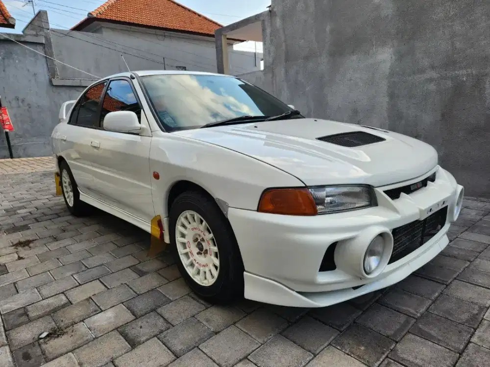 Mitsubishi Lancer Convert