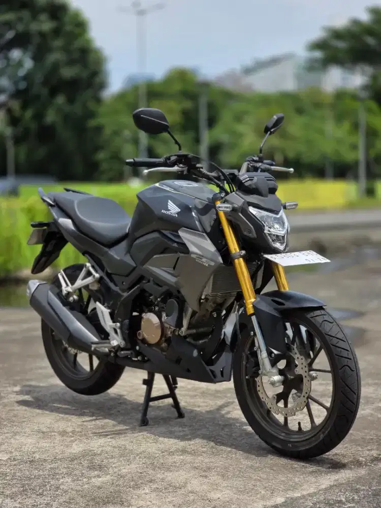 Honda CB 150R KM 600 Perak