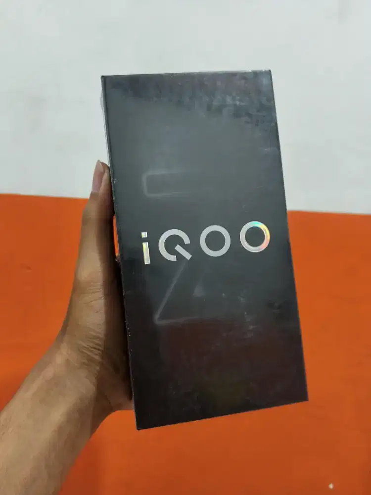 VIVO IQOO Z9X 12/256 NEW