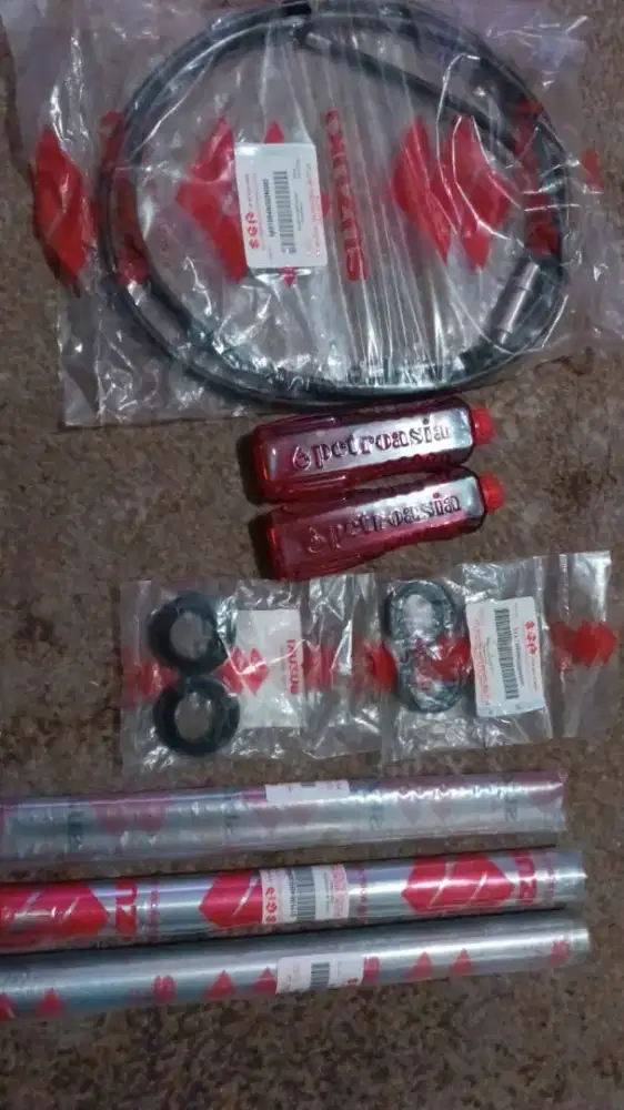 part Suzuki skywave 125 , tabung shock depan , per shock ,seal