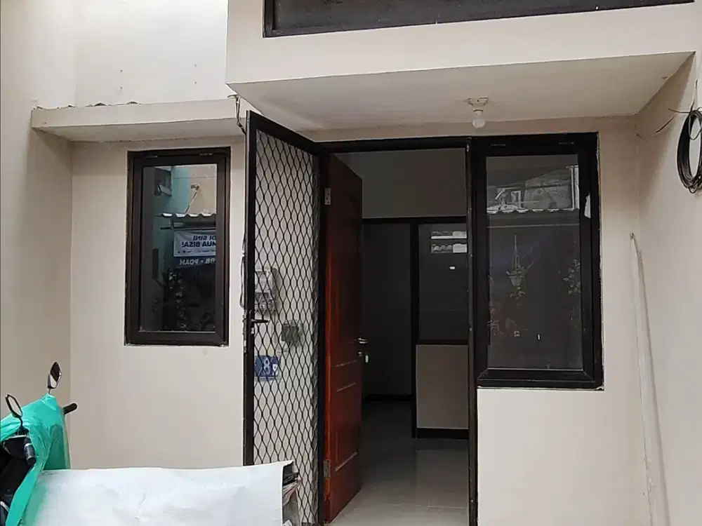 Unit Terbatas, Rumah Town House Di Rungkut, Merayu Utara, Dekat OERR