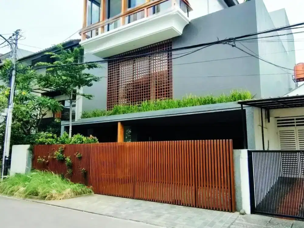 rumah private pool lokasi di perumahan pondok indah jakarta selatan