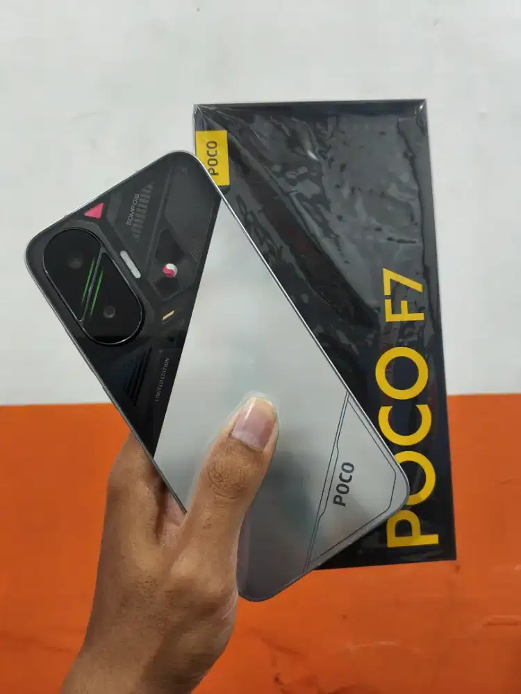 poco f7 12/512 like new