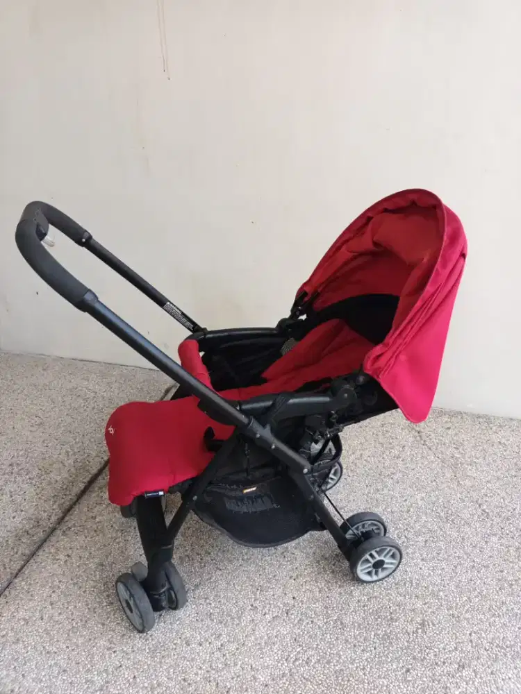 Stroller bayi JOIE
