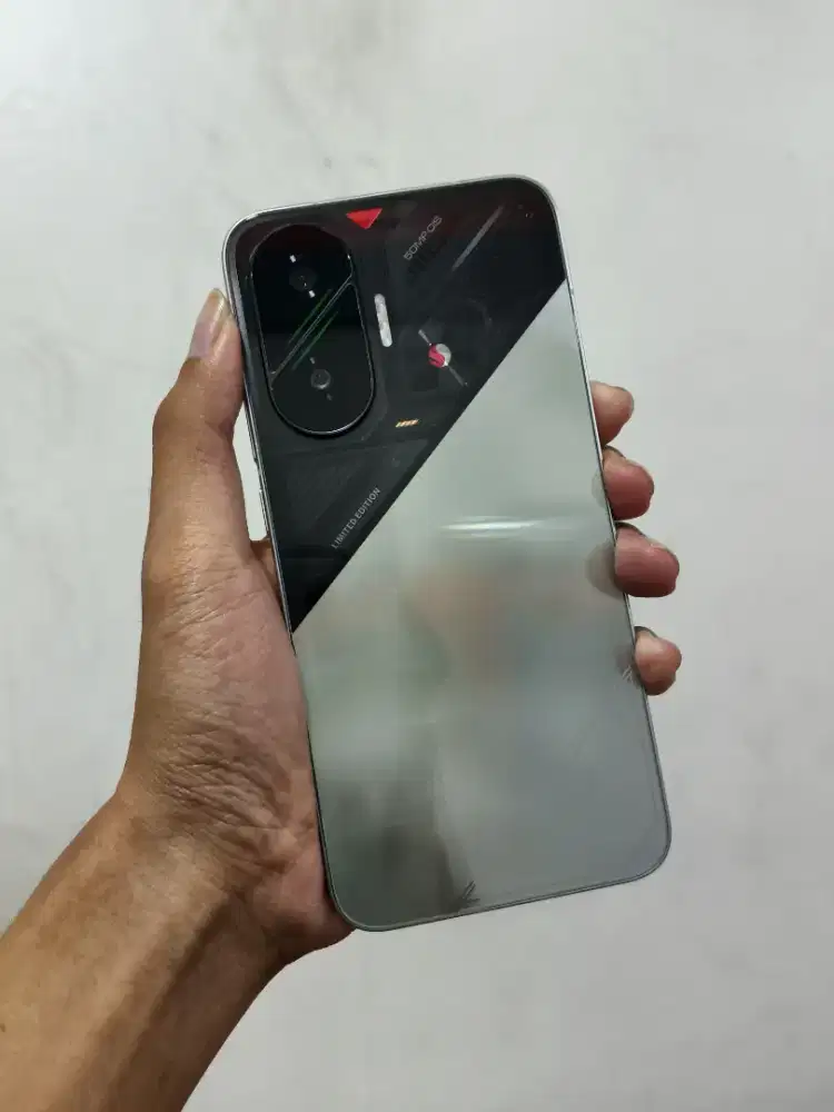 Poco F7 12/512 Like New