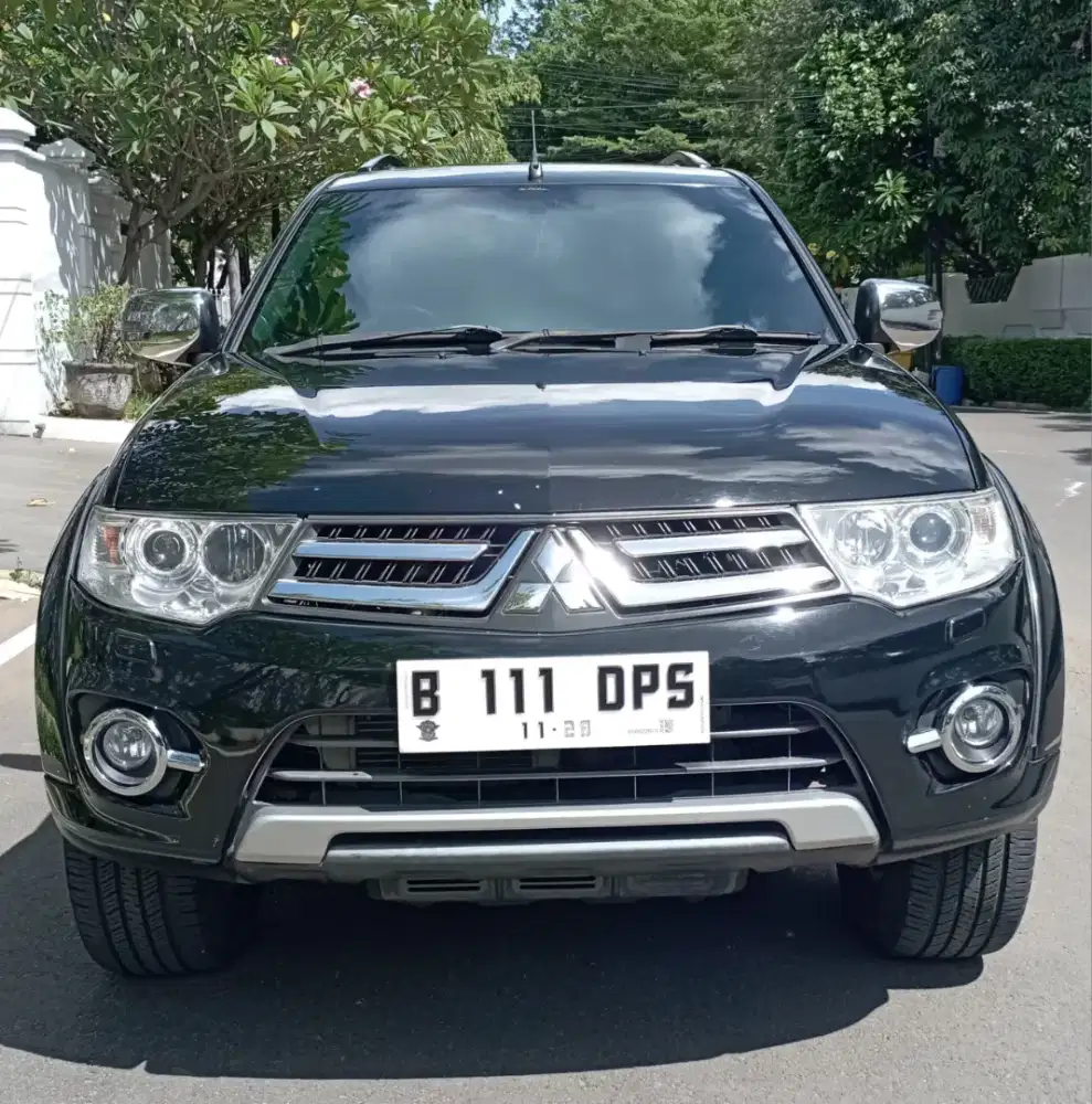 Mitsubishi Pajero Sport Dakar 2.5 VGT  4x2 AT Diesel 2015 Htm Istimewa