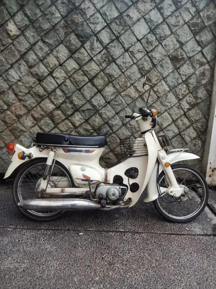 Honda c70 ss lengkap