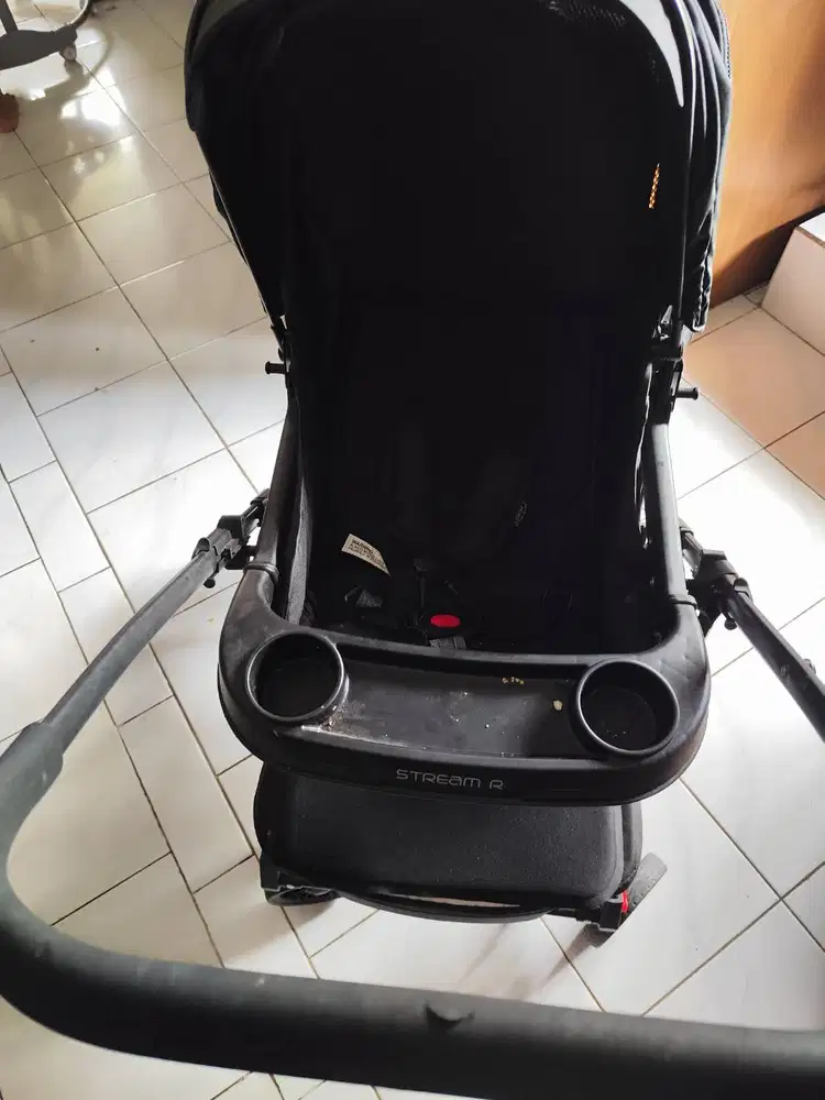 Dijual Stroller Stream R dan Baby Chair Sugarbaby Kondisi Oke