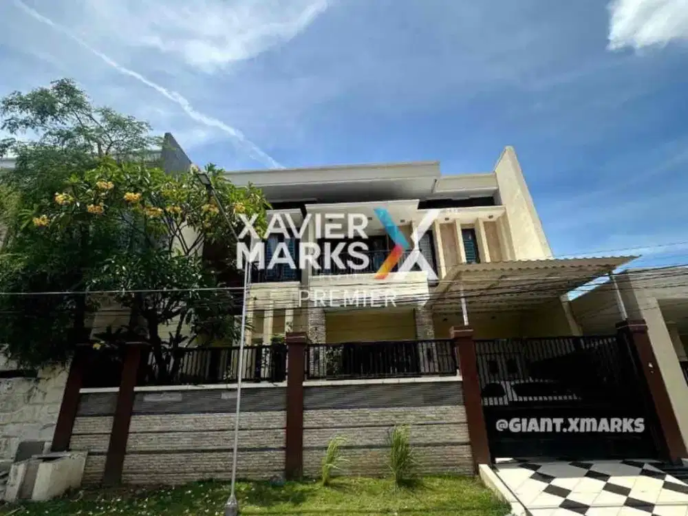 Rumah Modern Full Furnished dekat Galaxy Mall di Sutorejo Prima Surabaya