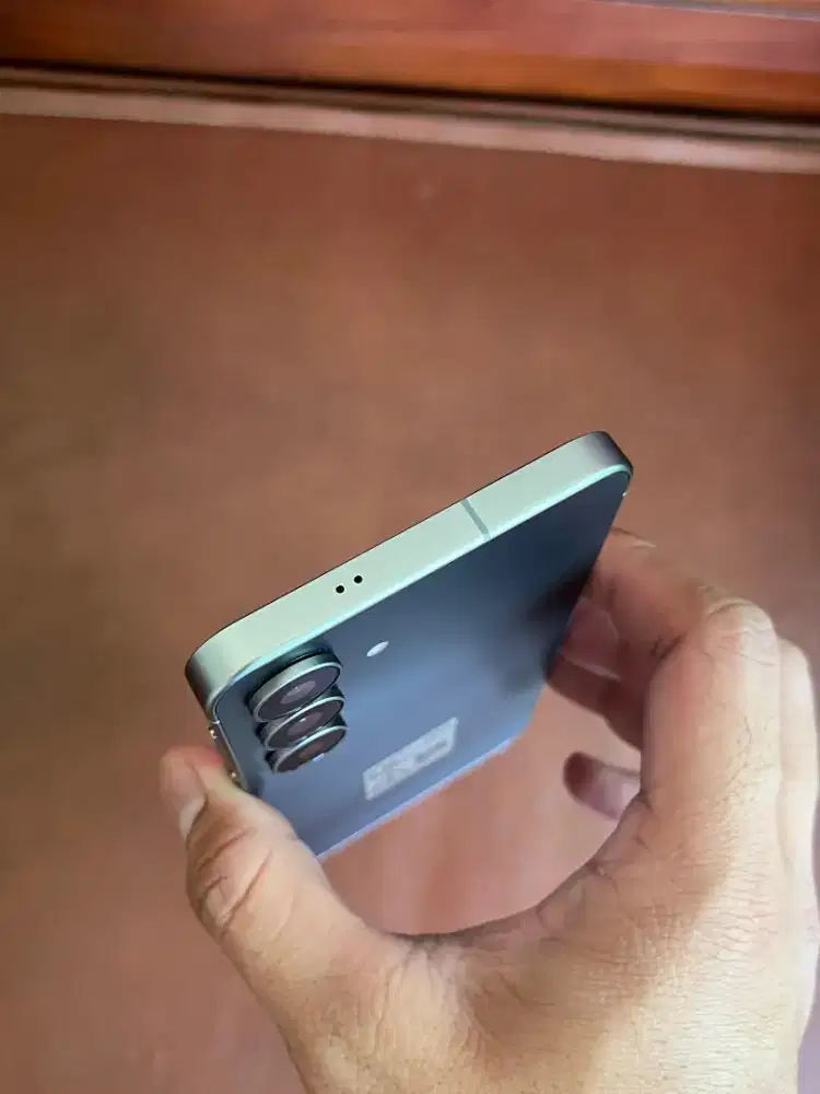 SAMSUNG S25 FE 8/256GB