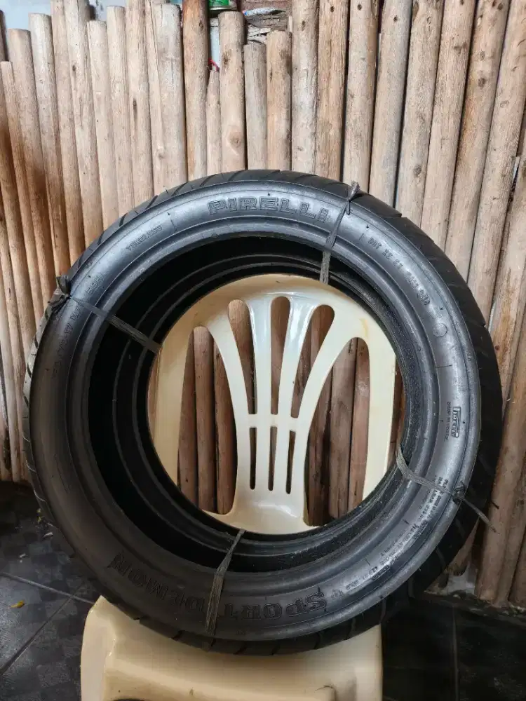 Ban Pirelli Sport Demon