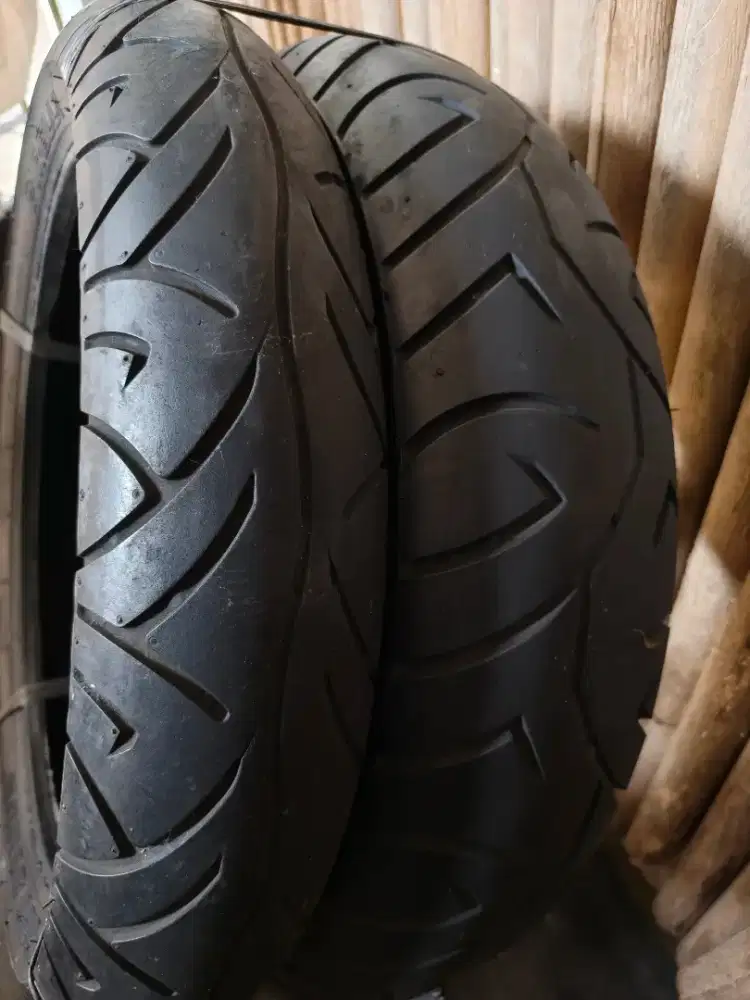 Ban Pirelli Sport Demon ring 17