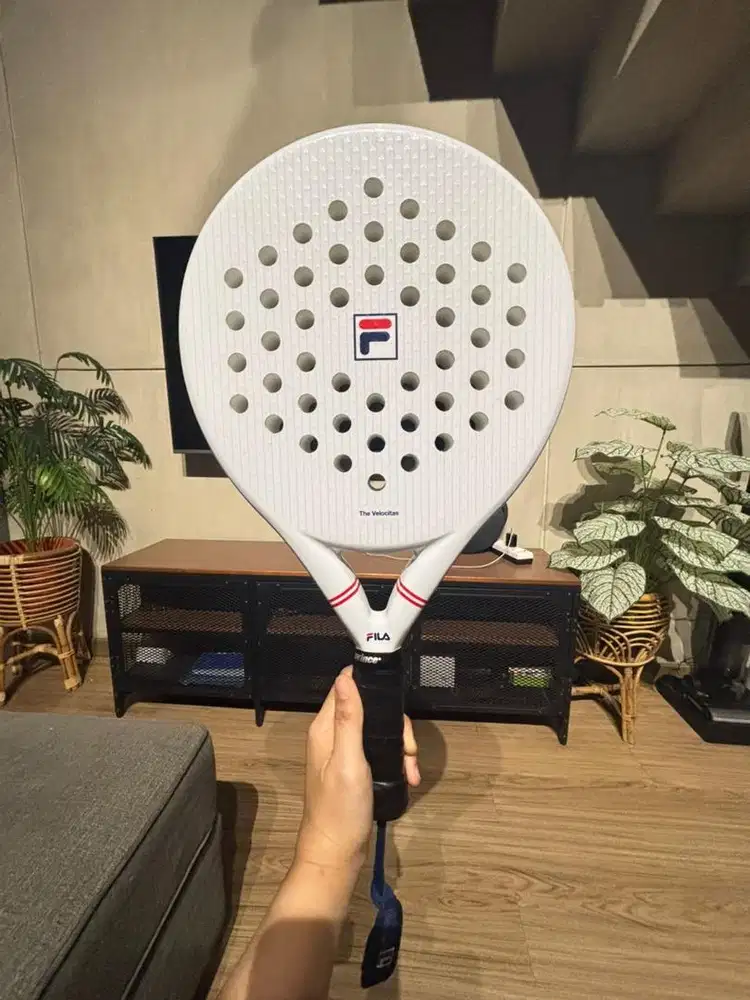Fila the velocitas like new