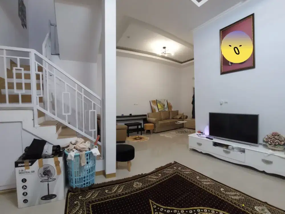 RUMAH dalam komplek di Ciganitri  Belakang Transmart Buah Batu Bandung Full Furnish