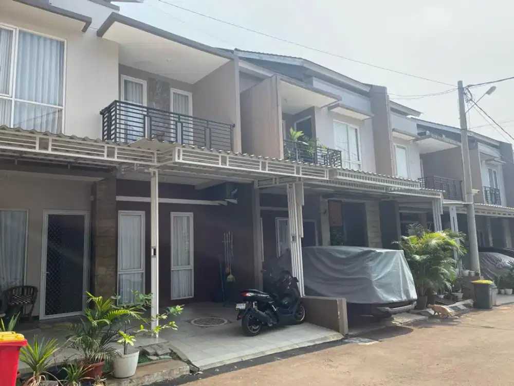 Dijual Rumah Cantik Siap Huni Berlokasi Strategis Di Cibubur akses kemana mana dekat