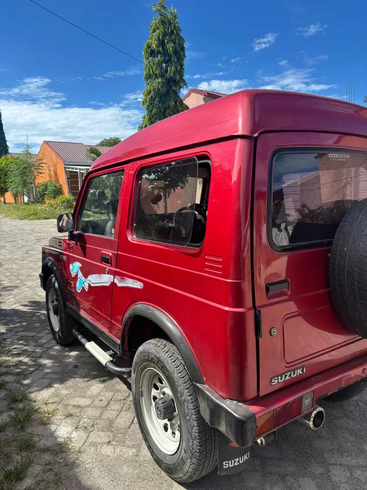Suzuki Jimny 2002 Bensin