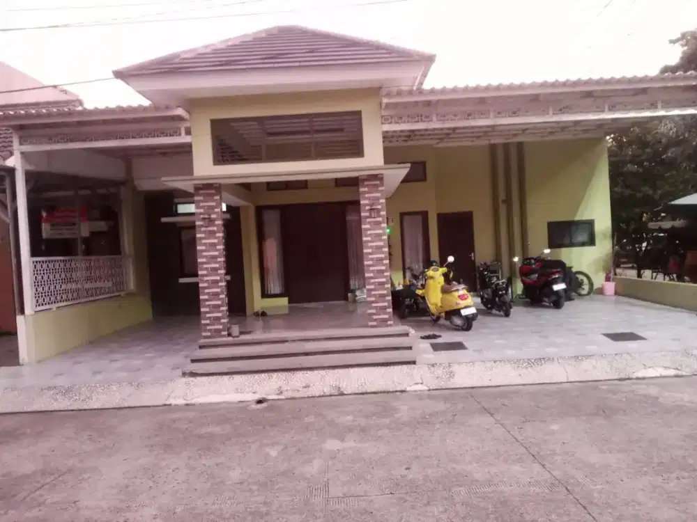 Di jual rumah hook cluster acacia LT 180