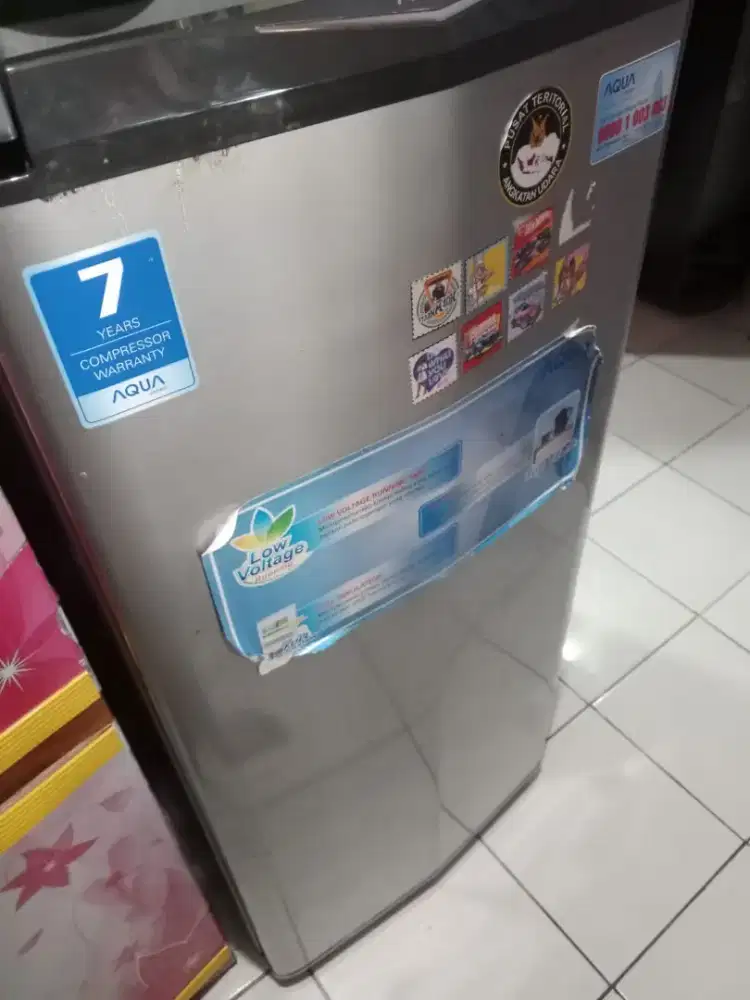 Jual 2 kulkas panasonic dan aqua