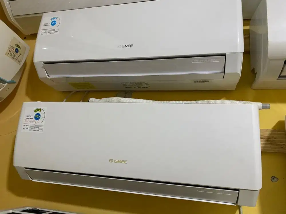 AC merk Gree ukuran 1/2 dan 3/4 PK