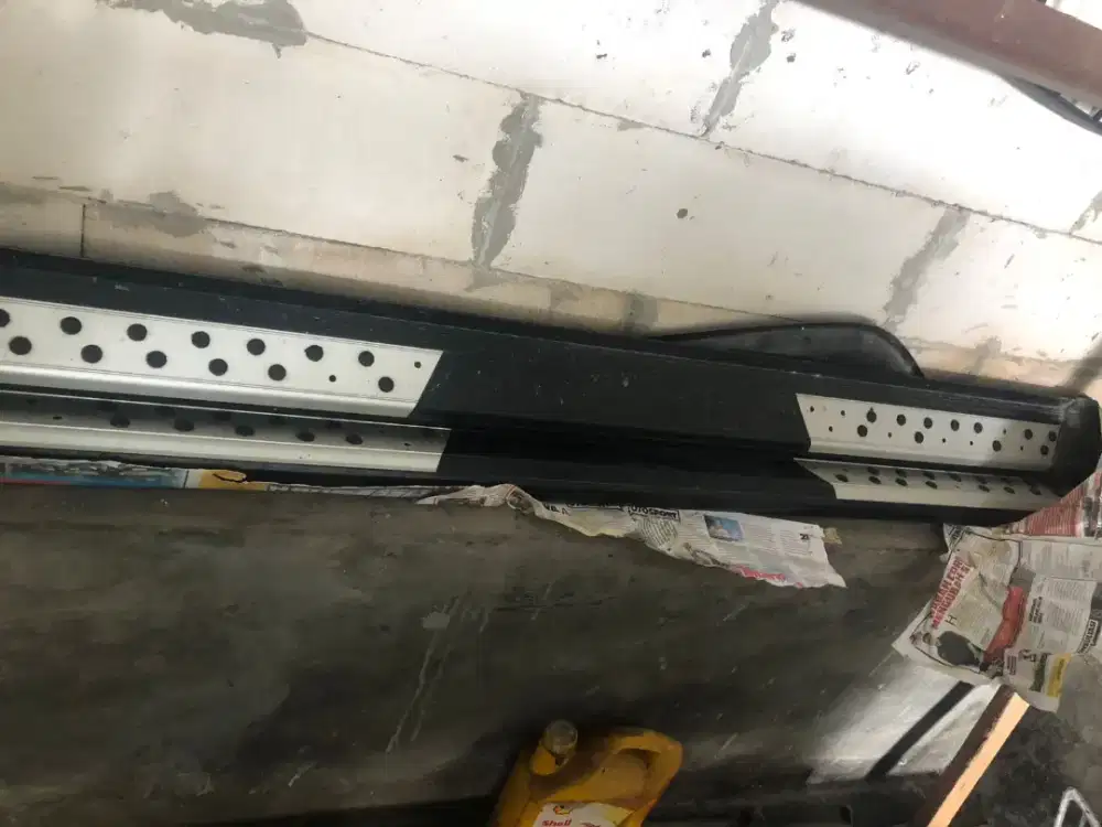 Pushstep bekas inova