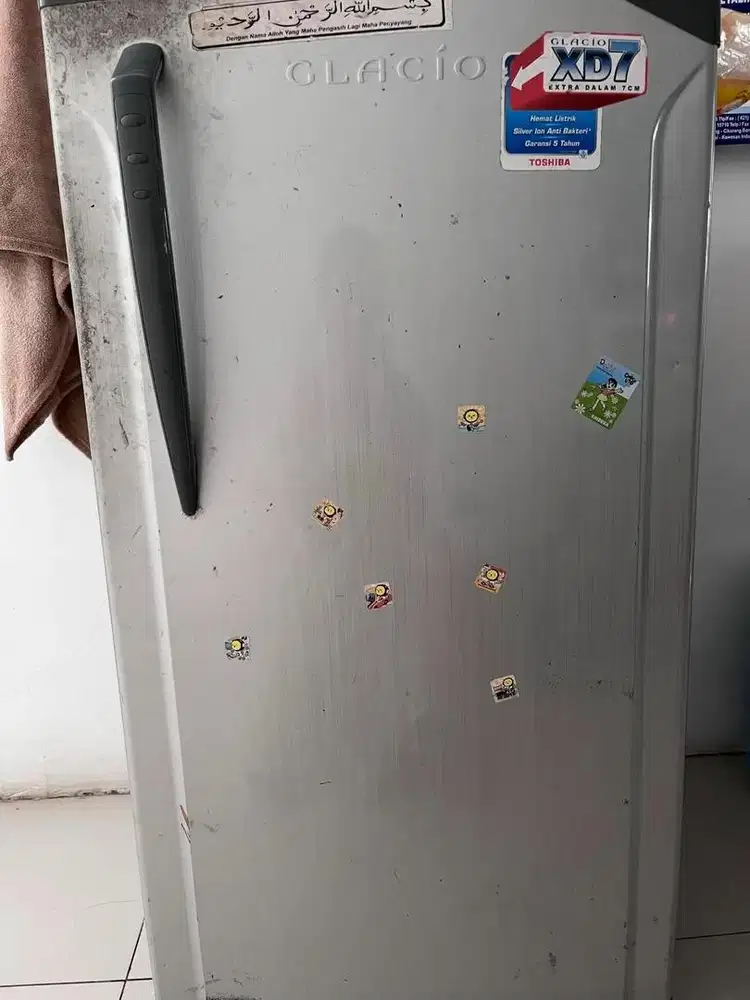 Kulkas Toshiba XD7