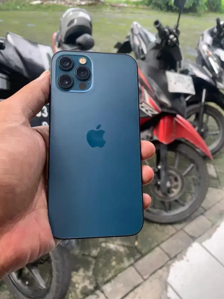 Iphone 12 pro lengkap