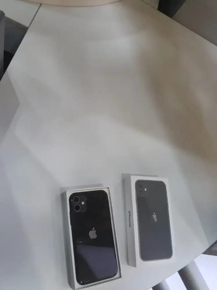 Iphone 11 256gb berjalan baru