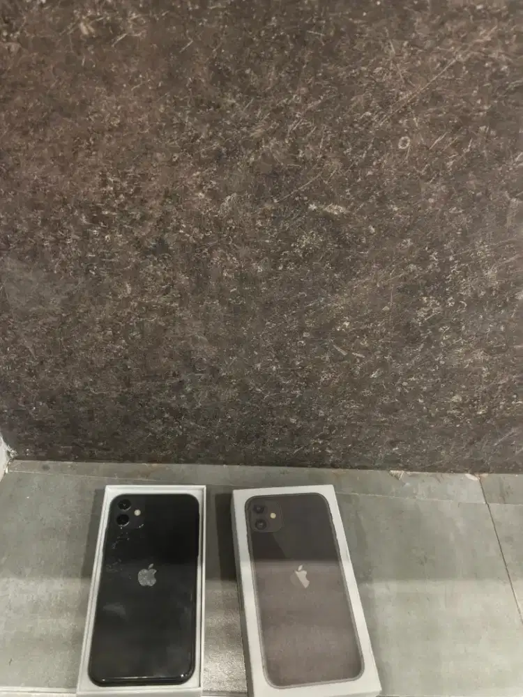 Iphone 11 256gb vase baru