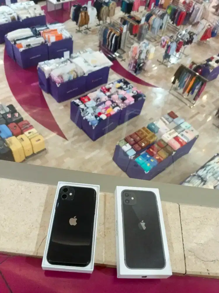 Iphone 11 256gb sepeknya emang dewa