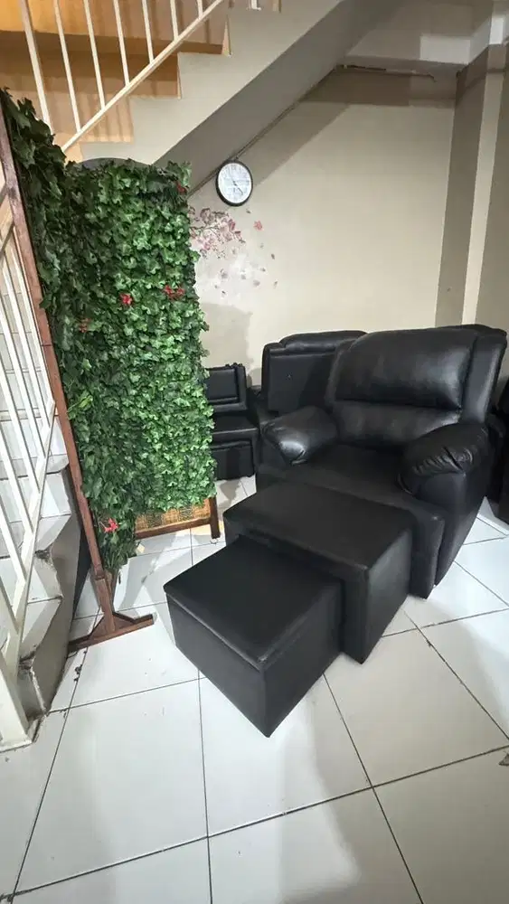 Jual properti massage & Refleksi  (good condition)